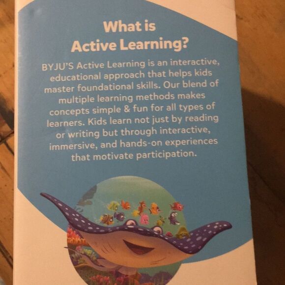 BYJU’S learning kit - Picture 3 of 6